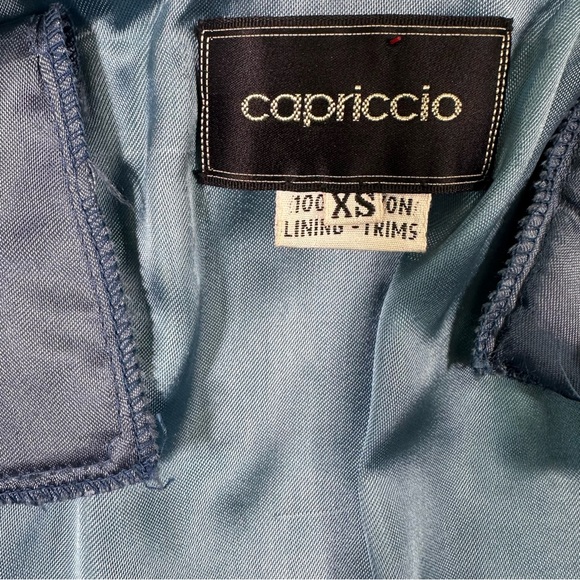 Women’s vintage 80s Capriccio Lace, Sequins, & Beaded Blue Blazer Jacket - Picture 5 of 8